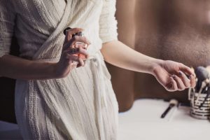Чим відрізняється туалетна вода від парфумованої